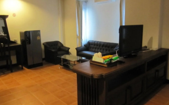 Wangburapa Grand Hotel