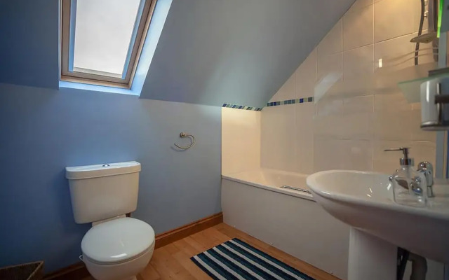 Lyde Cross Coach House