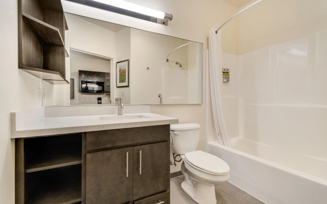 Candlewood Suites Portland Airport by IHG