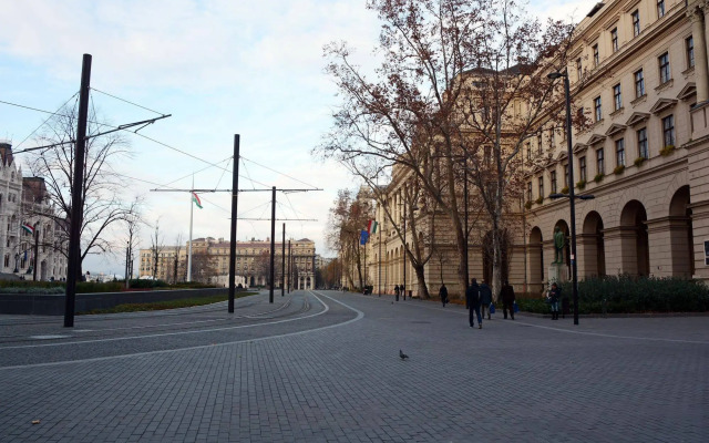 Central Holiday Apartments
