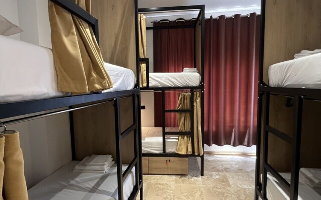 Central Boutique Hostel