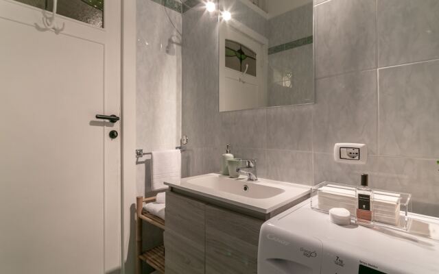 notaMi -  Next Stop - Central Station