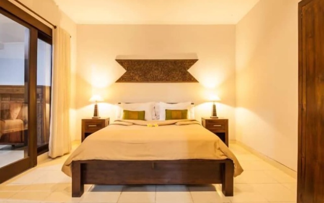SMV . 7-BR · 7BR Pool Prime Area Walk to Beach N Shops Legian – Guest Rooms – Kuta