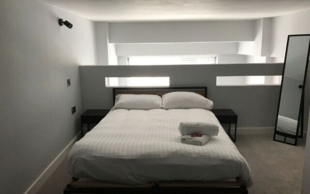 Stylish and Modern 1-br Flat in Ancoats, Sleeps 4