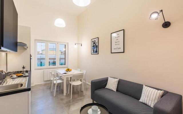 Flat 98M² 3 Bedrooms 3 Bathrooms - Naples