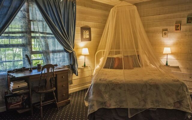 Sylvan Falls Mill B&B