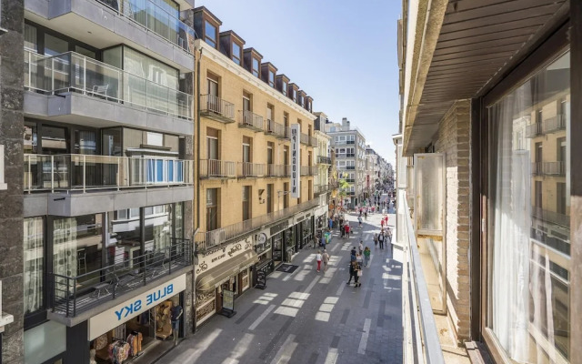 Pleasant Apartment Near the Beach