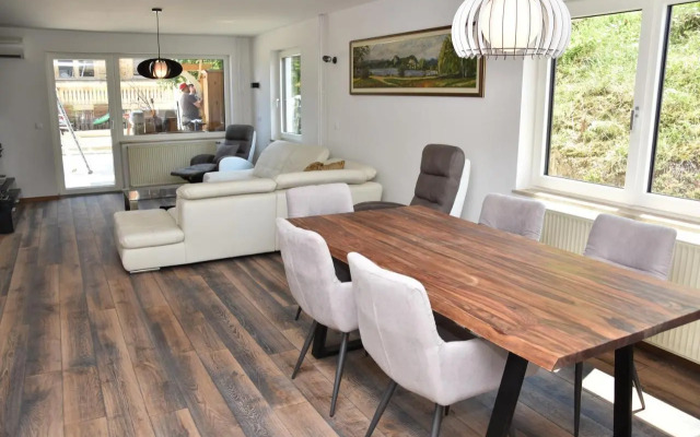 Planika Holiday Home