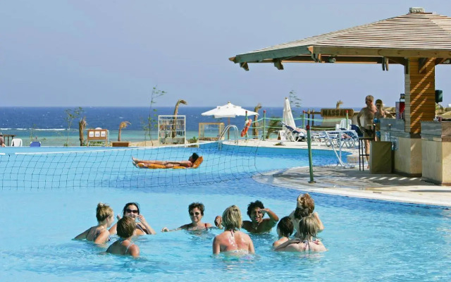 Three Corners Fayrouz Plaza Beach Resort