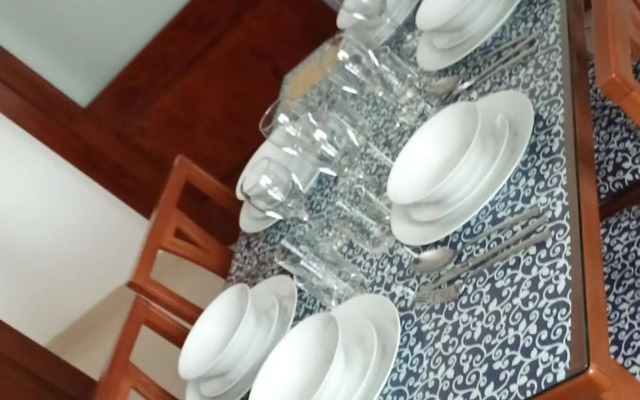 3 Bedroom Air-conditioned Apartment with Roof Terrace