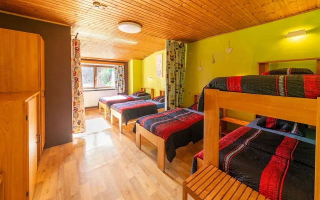 Holiday Home in Montleban With Sauna