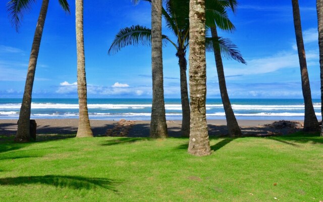 Modern Beachfront Paradise - Hermosa Palms 8 by RedAwning