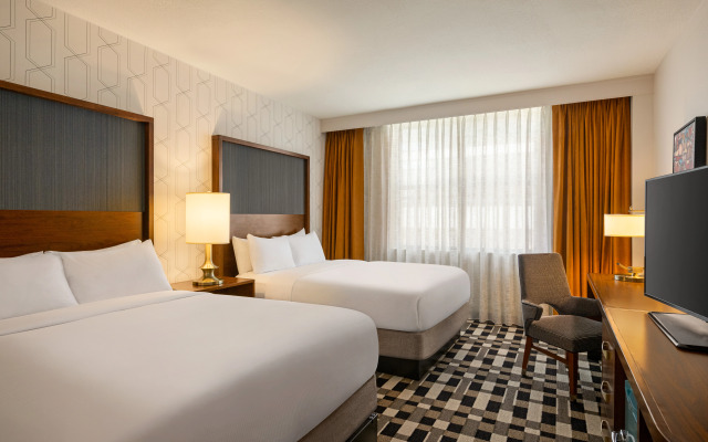 American Hotel Atlanta Downtown, Tapestry Collection Hilton