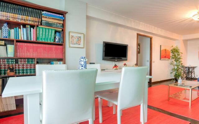 Snug Apartment in Santiago de Compostela With Terrace