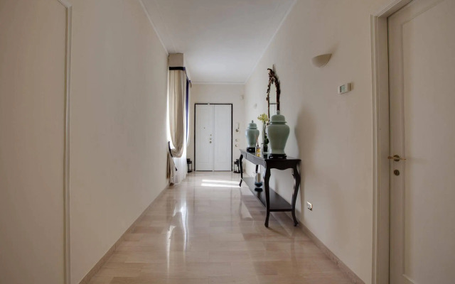 Kometa Suites & Apartments