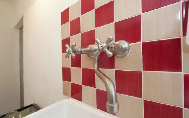 A Romantic Rocca Retreat