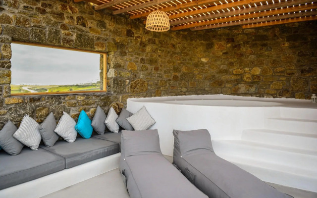 Myconian Crown Suites
