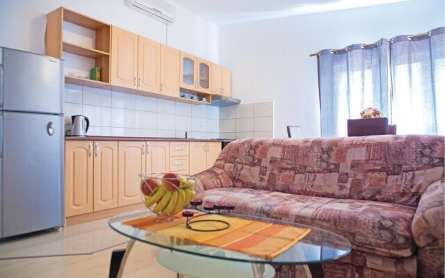 Beautiful Home in Kastel Gomilica With Wifi and 1 Bedrooms