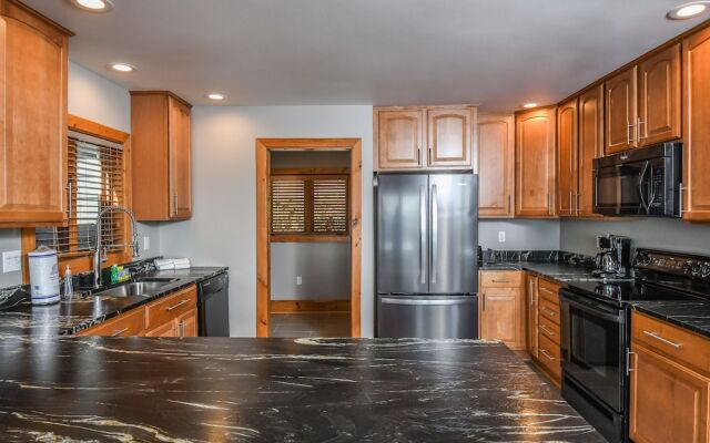 Irvana 6 Bedroom House