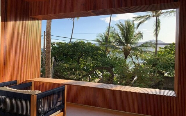 Bahari Suites