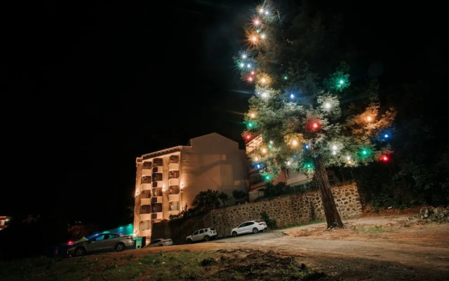 Arezzo Deluxe Suite Hotel