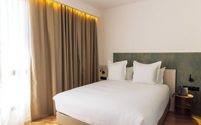Diagonal Hotel
