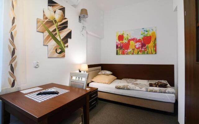 Astra Apartments