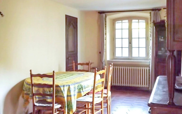 Apartment With one Bedroom in Saint-rémy-de-provence, With Pool Access