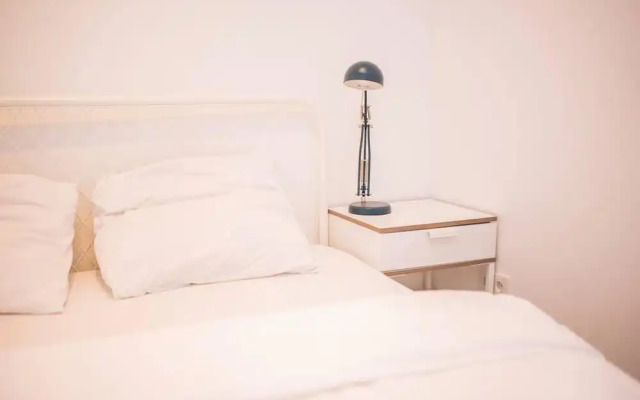 Alphabet 2 BR Serviced Apartments -lh-