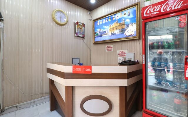 OYO 28409 Hotel Big City