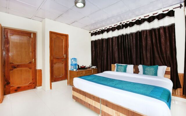 OYO 10904 Home Sunny Woods Cabin Khalini