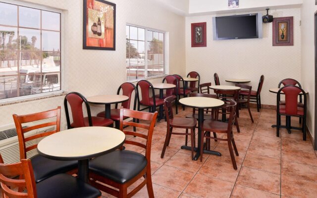 Americas Best Value Inn & Suites El Monte