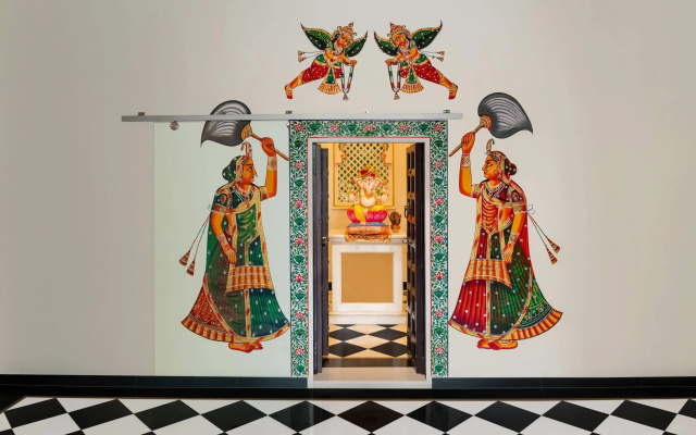 Wyndham Grand Udaipur Fateh Sagar Lake