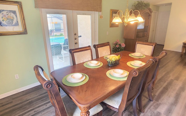 Rocco's Retreat Villa