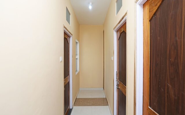 Oyo 11866 N J Residency