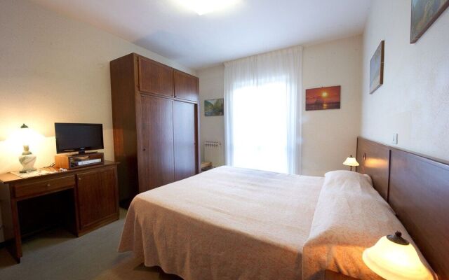 Hotel Candeleto