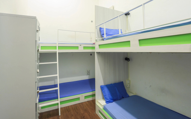 SPOT ON 90236 Zigzag Travellers Home - Hostel – Guest Rooms – Kuala Lumpur