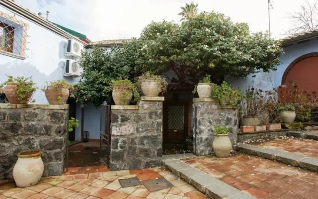 Cortile Dell'Etna