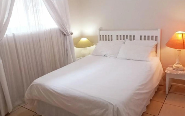 Margate Boulevard Spacious Apartment