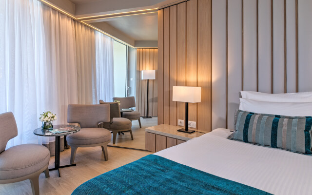 Divani Apollon Suites