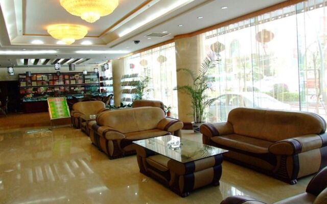Kunming Jinggu Hotel