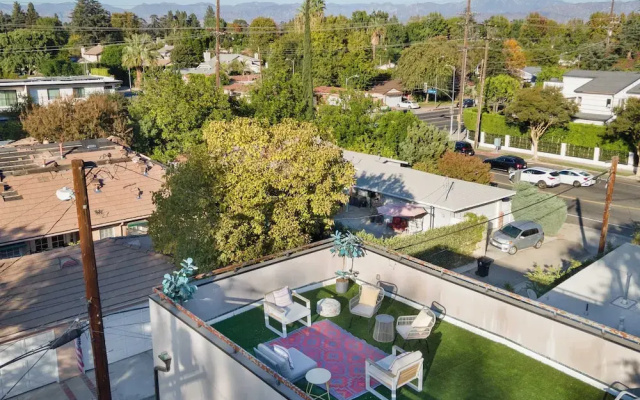 Fulton Buyout by Avantstay Sherman Oaks Estate + View