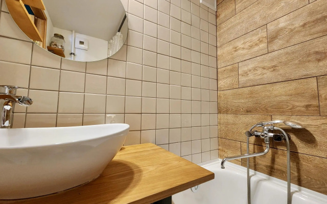 Апартаменты на улице Моисеева 69