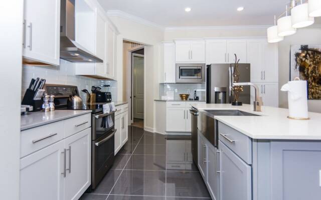 Top Deluxe Apartment at Storey Lake 262817