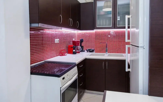 Beautiful new decorated apt in Athens