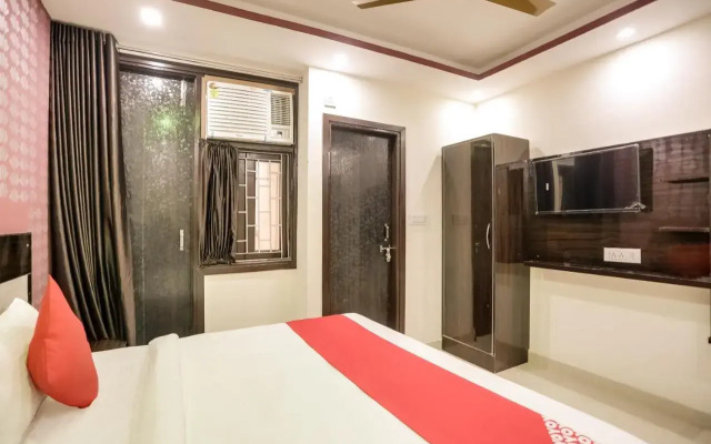 Oyo Flagship 65319 Bd Palace
