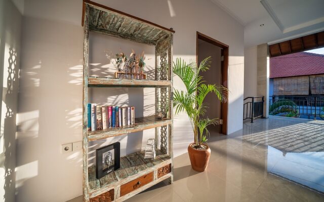 AV Villa Devina