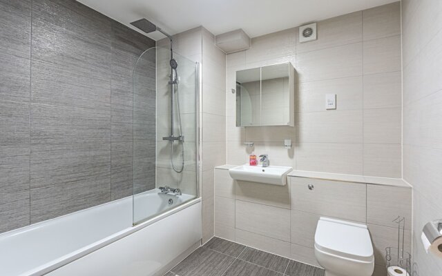 Canary Wharf Stylish Apartment