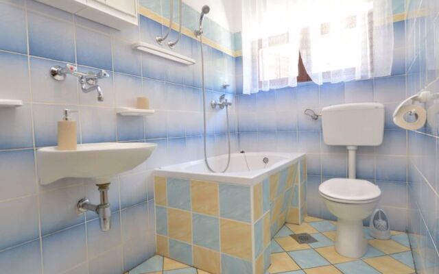Apartment Rose Gemmano 21951