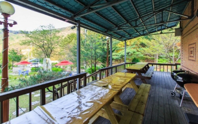 Pocheon Jatnamu Solhyanggi Pension